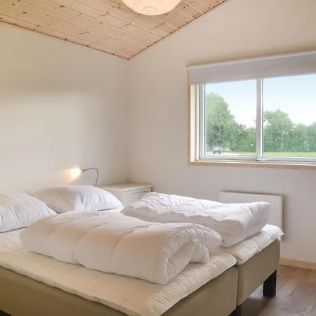 Four-bedroom Holiday In