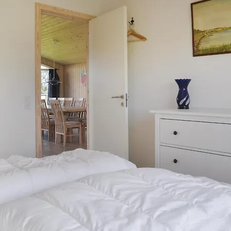 Four-bedroom Holiday In Semesterbostad *